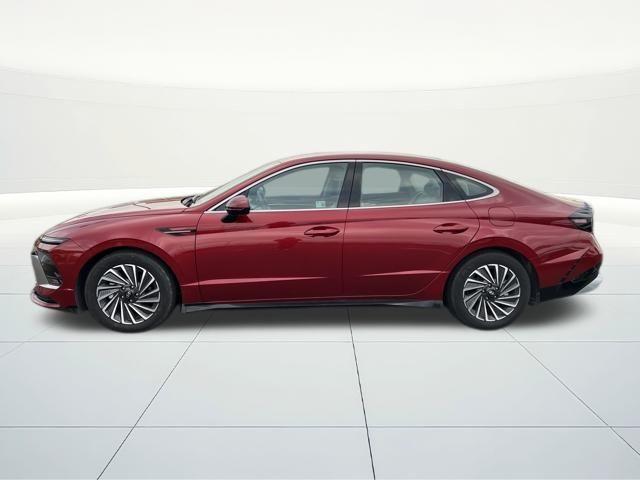 used 2025 Hyundai Sonata Hybrid car, priced at $28,409