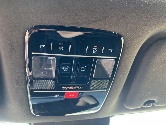 used 2024 Hyundai SANTA FE HEV car, priced at $37,357