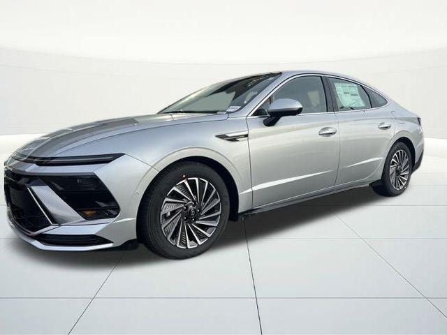 new 2026 Hyundai Sonata Hybrid car, priced at $39,820