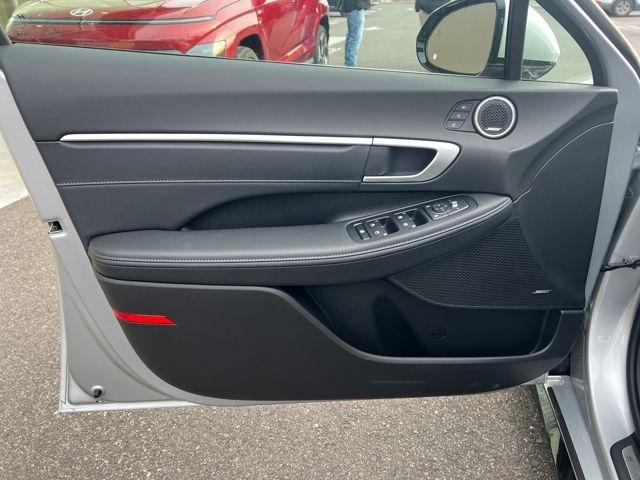 new 2026 Hyundai Sonata Hybrid car, priced at $39,820