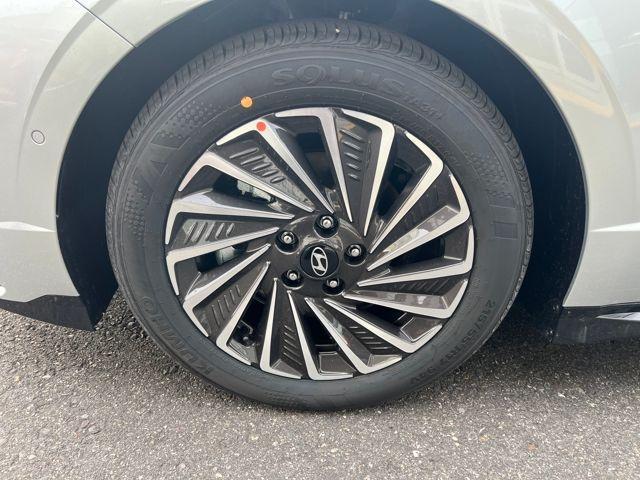 new 2026 Hyundai Sonata Hybrid car, priced at $39,820