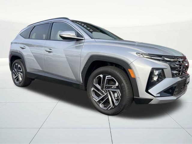 new 2026 Hyundai TUCSON Hybrid car, priced at $43,005