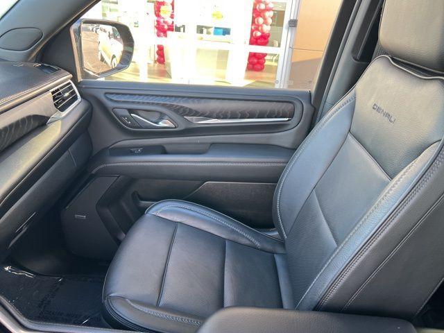 used 2024 GMC Yukon XL car, priced at $71,923