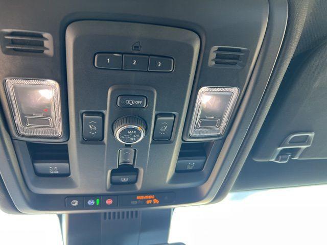 used 2024 GMC Yukon XL car, priced at $71,923