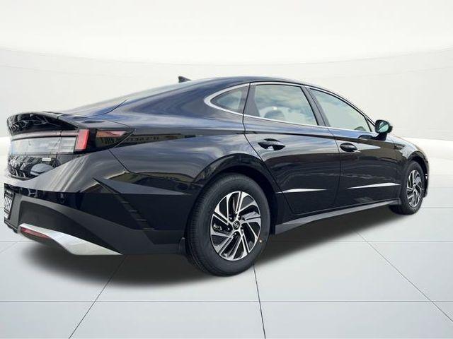 new 2026 Hyundai Sonata Hybrid car, priced at $30,405