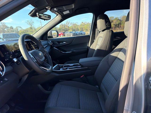 new 2026 Chevrolet Equinox car, priced at $27,125