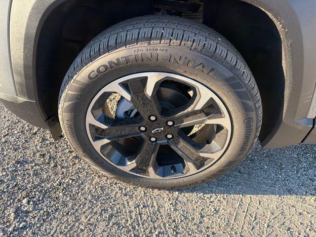 new 2026 Chevrolet Equinox car, priced at $27,125