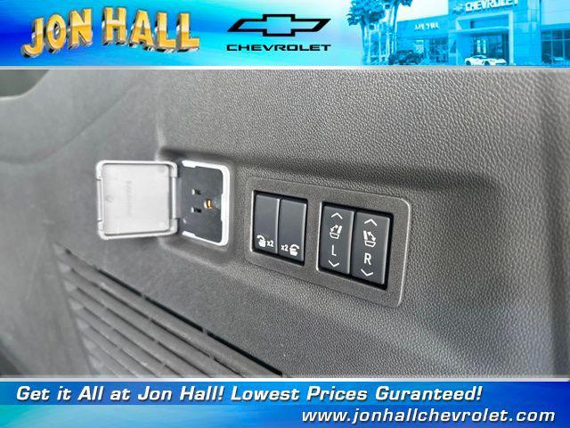 new 2025 Chevrolet Suburban car, priced at $74,044