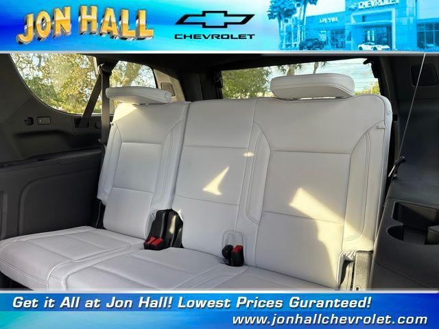 new 2025 Chevrolet Suburban car, priced at $74,044