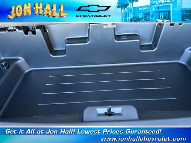 new 2026 Chevrolet Traverse car, priced at $39,354