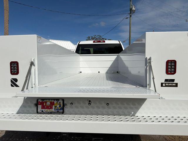 new 2025 Chevrolet Silverado 3500 car, priced at $66,041