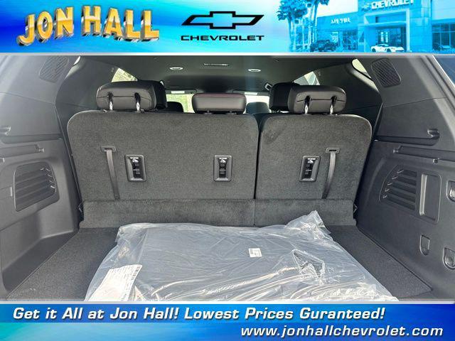 new 2026 Chevrolet Traverse car, priced at $49,976