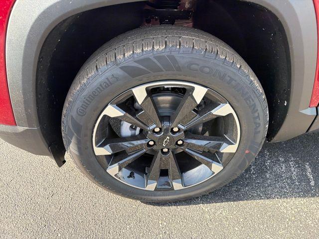 new 2026 Chevrolet Equinox car, priced at $30,712