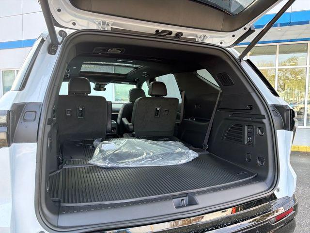 new 2026 Chevrolet Traverse car, priced at $55,892
