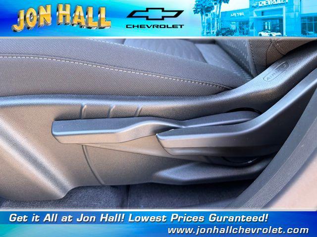 new 2026 Chevrolet Equinox car, priced at $24,901