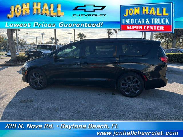 used 2019 Chrysler Pacifica car, priced at $17,978