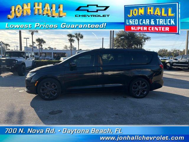 used 2019 Chrysler Pacifica car, priced at $17,978