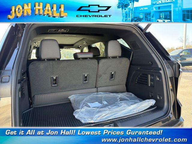 new 2026 Chevrolet Traverse car, priced at $54,599