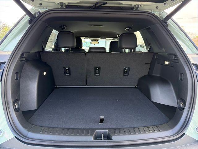 new 2026 Chevrolet Equinox car, priced at $30,266