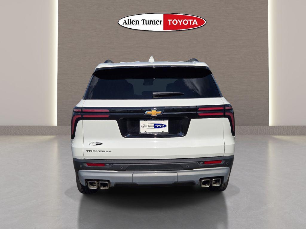 used 2026 Chevrolet Traverse car, priced at $40,863
