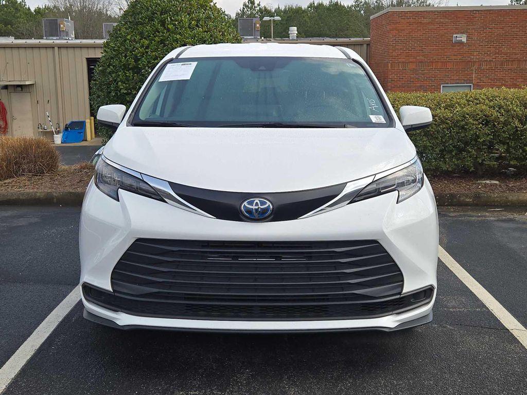 used 2024 Toyota Sienna car, priced at $34,959