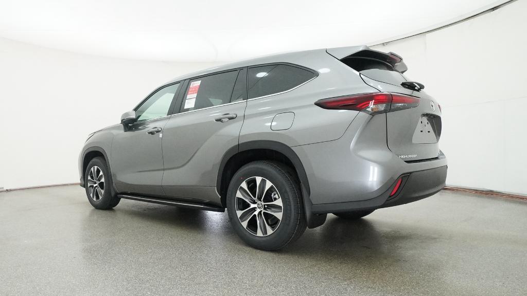 new 2026 Toyota Highlander car, priced at $47,781