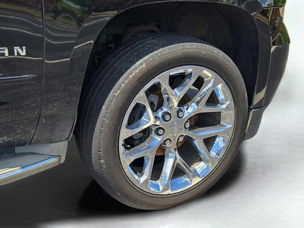used 2016 Chevrolet Suburban car, priced at $16,777