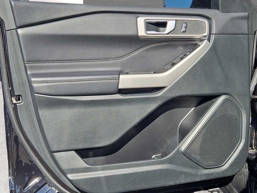 used 2024 Ford Explorer car, priced at $29,900
