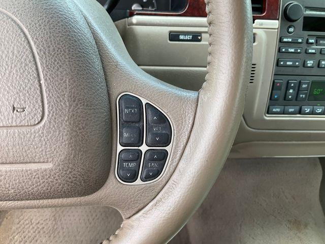 used 2003 Lincoln Town Car car, priced at $6,839