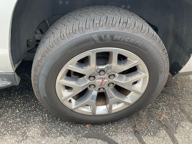 used 2017 GMC Yukon XL car, priced at $24,616