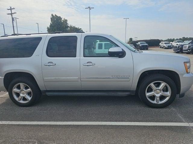 used 2014 Chevrolet Suburban car, priced at $12,910