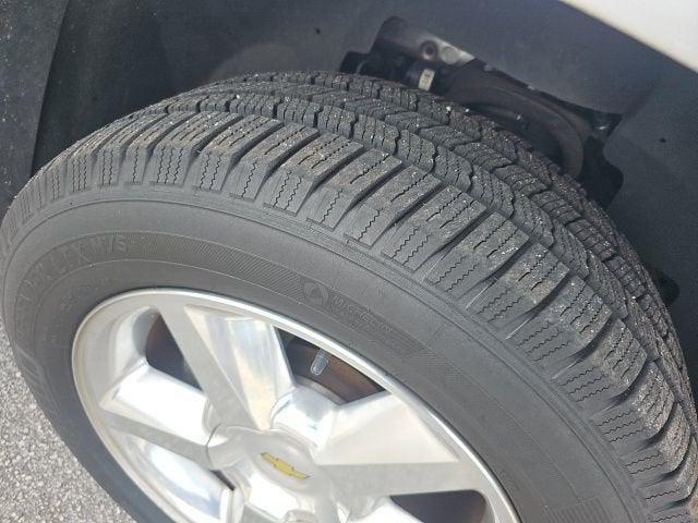 used 2014 Chevrolet Suburban car, priced at $12,910