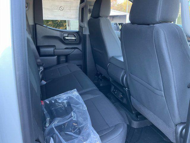 new 2026 Chevrolet Silverado 1500 car, priced at $44,170