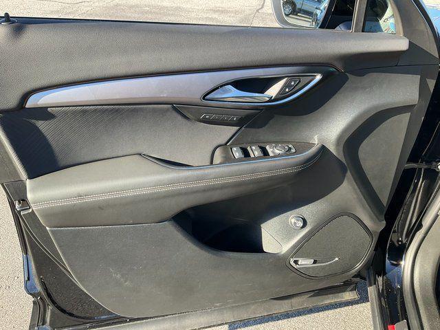 new 2025 Buick Envision car, priced at $38,735