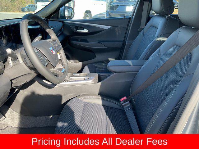 new 2025 Buick Envista car, priced at $25,070