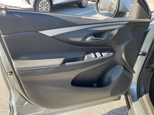 new 2025 Buick Envista car, priced at $24,820