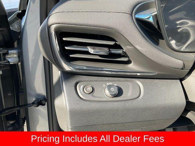 new 2025 Buick Envista car, priced at $25,070