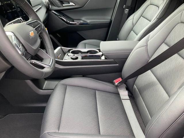 new 2026 Chevrolet Equinox car, priced at $30,345