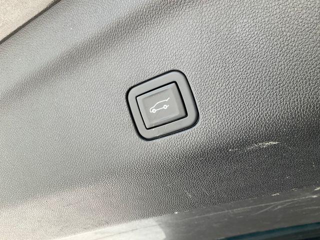 used 2021 GMC Yukon XL car, priced at $42,417