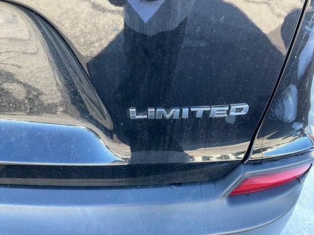 used 2019 Jeep Cherokee car, priced at $15,082