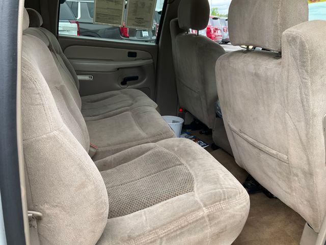 used 2002 Chevrolet Suburban car, priced at $5,500