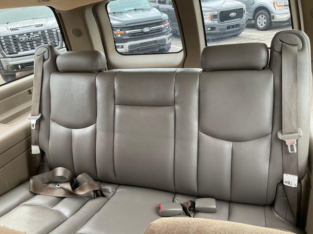 used 2002 Chevrolet Suburban car, priced at $5,500