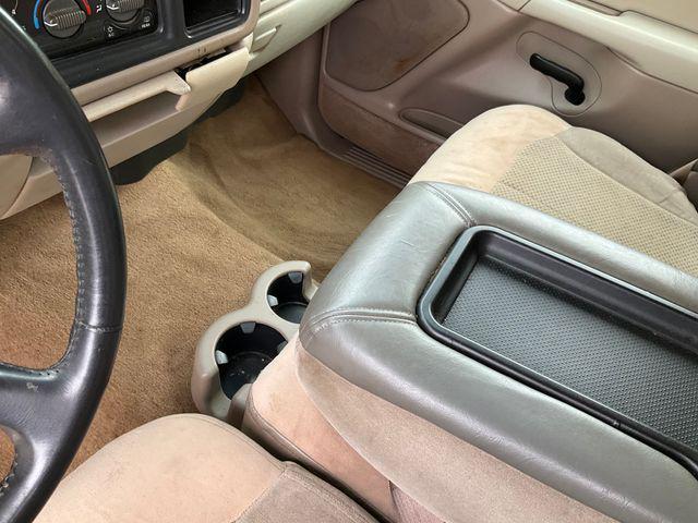 used 2002 Chevrolet Suburban car, priced at $5,500