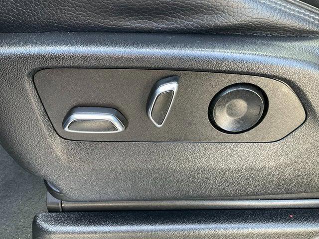 used 2022 GMC Yukon XL car, priced at $39,995