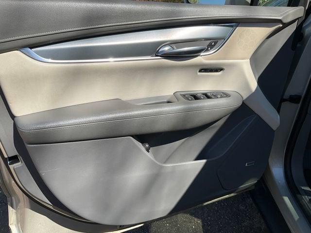 used 2017 Cadillac XT5 car, priced at $13,935