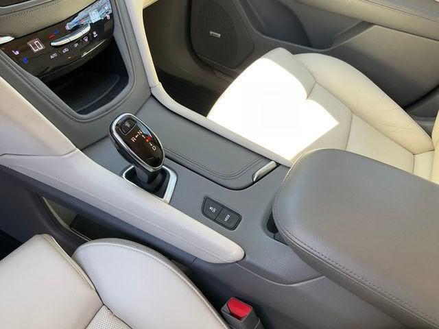 used 2017 Cadillac XT5 car, priced at $13,935