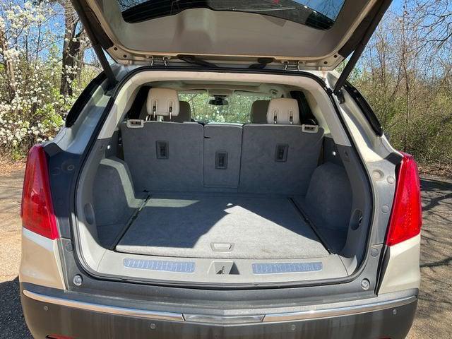 used 2017 Cadillac XT5 car, priced at $13,935