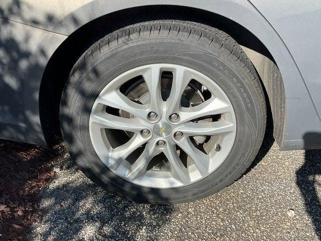 used 2018 Chevrolet Malibu car, priced at $12,787