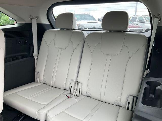 used 2023 Kia Sorento car, priced at $31,839