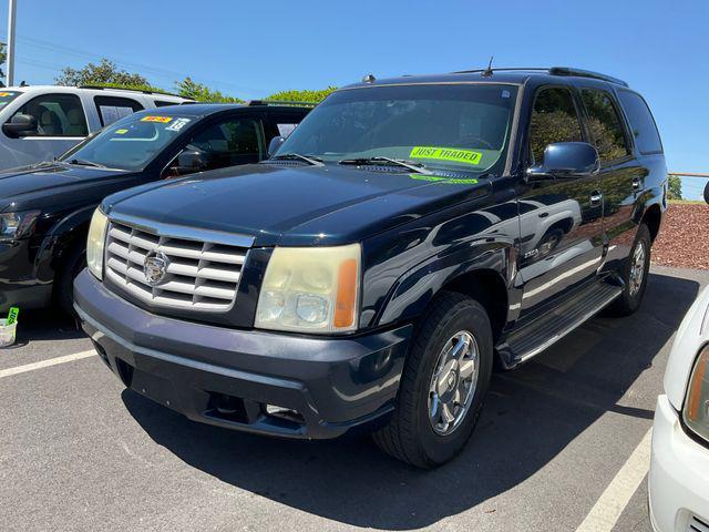 used 2005 Cadillac Escalade car, priced at $8,999